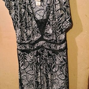 In Bloom Monochrome Floral Dress XL